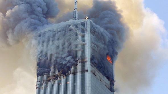 Hitler'in ykseliini ve 11 Eyll saldrlar gibi ok sayda nemli gelimeyi doru tahmin ettii sylenen Nostradamus'un gelecee dair ngrleri merakla takip ediliyor.