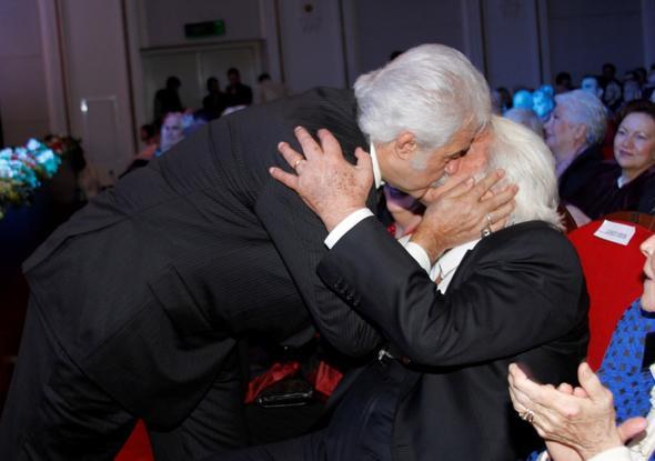 Trkiye Sinema Eseri Sahipleri Meslek Birlii&#8217;nin (SE-SAM) 32&#8217;nci yl ve Trk Sinemas&#8217;nn 104&#8217;nc yl olmas sebebiyle Grand Pera&#8217;da dzenlenen gecede Yeilam&#8217;n efsanelemi 104 ismine dl verildi.