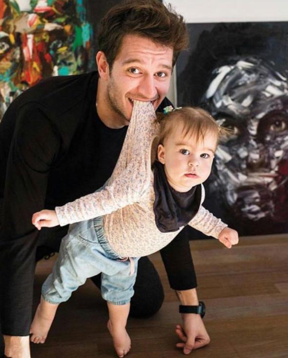 Uraz Kayglarolu kz ile