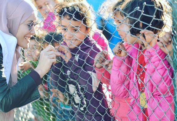 Uzun sredir namaz klyorum. man etmi biri olarak kapanmak farz, Allah'n emri. Kapanmam gerektiini biliyorum, bunu inallah baarabilirim" ifadelerini kullanmt.