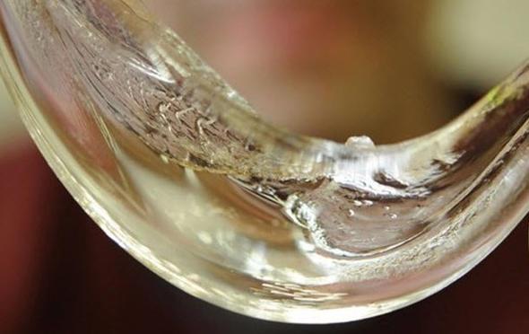 Doru mu yanl m?    Bu demektir ki cam ok yava bir ekilde akmaktadr.