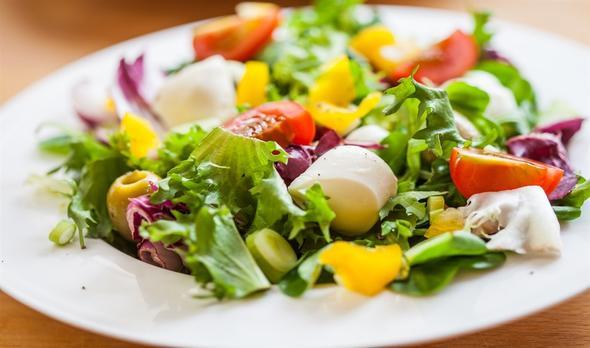 Doru mu yanl m?    Vejeteryanlk bnyesinde birok alt grubu barndran bir tarzdr. Balk ve kmes hayvanlar, yumurta ve mandra rnlerini tketen vejeteryanlarn oluturduu gruplar vardr.