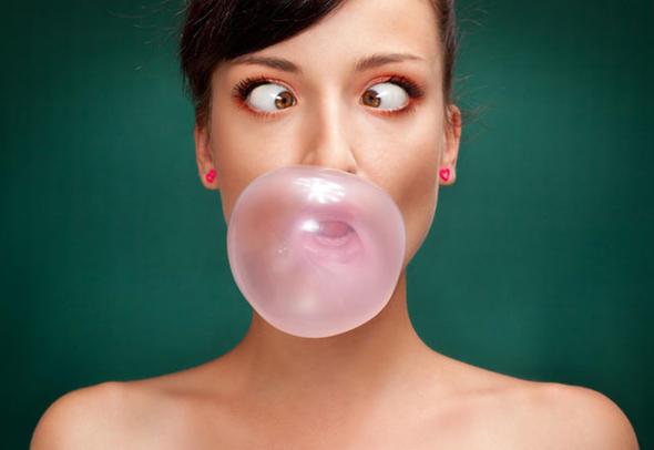 Doru mu yanl m?  <br>  Sakzn inenen ksm sindirilemez, olduu gibi vcuttan atlr. Geri kalan (eker,niasta gibi) maddeler ise vcut tarafndan emilir.