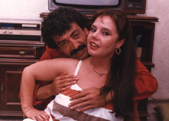 Anlatamayacam kadar iyi bir insand. Aramzda ne kskanlk yznden kavga geti, ne de ayrlmay dndk. 33 sene birbirimizi ok iyi anladk. nk birbirimize arkada, kar-koca, anne-baba oluyorduk.