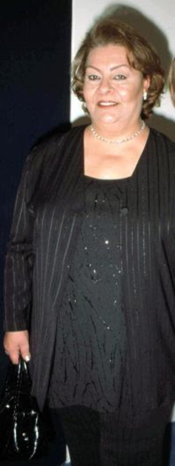 Mjgan Kumatarolu'nun kz Trkiye'nin en nemli kadn vokallerinden biri.