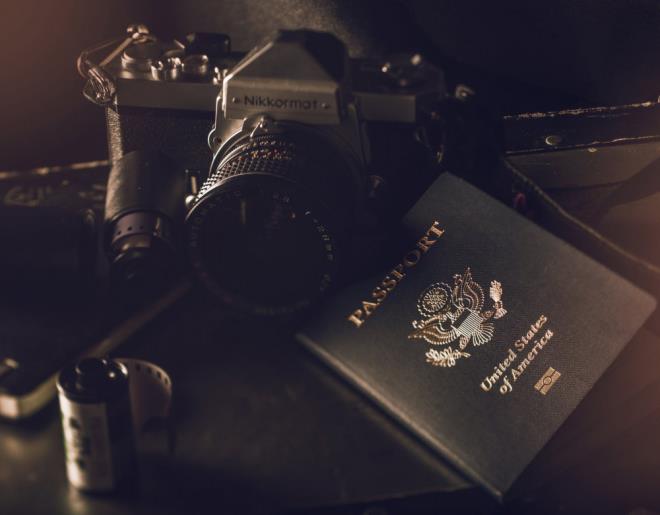 Kasm: Pasaport bavurusu iin en iyi ay    <br>lk pasaport ve yenileme amal bavurularn sonulanmas talebin artt dnemlerde daha uzun zaman alyor. ABD ve ngiltere verileri, zellikle Kasm ve Aralk aylarnda daha az sayda bavuru yapldn gsteriyor. Yaz hazrlklar erken baladndan rakamlar Ocak aynda yeniden art gsteriyor.