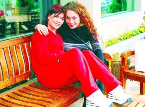 uan 21 yanda olan ar getiimiz aylarda ilk albmn mzikseverlerin beenisine sundu.