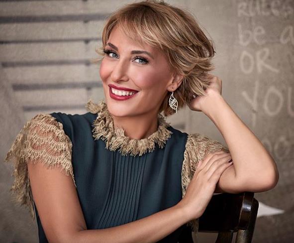 ZEL televizyon kanallar ortak karar ald 2019'un ilk aynda televizyonlar dizilerin yeni blmlerini yaynlamayacak. Dizilerinin yeni blmlerini yaynlayacak tek televizyon kanal ise TRT olacak. ddia olarak gnlerdir konuulan eyi TV 8'deki Jet Sosyete'nin senaristi ve barol oyuncusu Glse Birsel resmen dorulad. Glse Birsel, kanallarn dizi yaynlamama karannn gerekesinin tamamen ekonomik olduunu duyurdu.