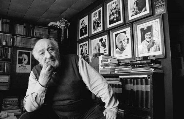 Ara Gler, 16 Austos 1928 ylnda Beyolu, stanbul'da dodu. Duayen foto muhabiri Ara Gler, tedavi grd hastanede 90 yanda hayatn kaybetti