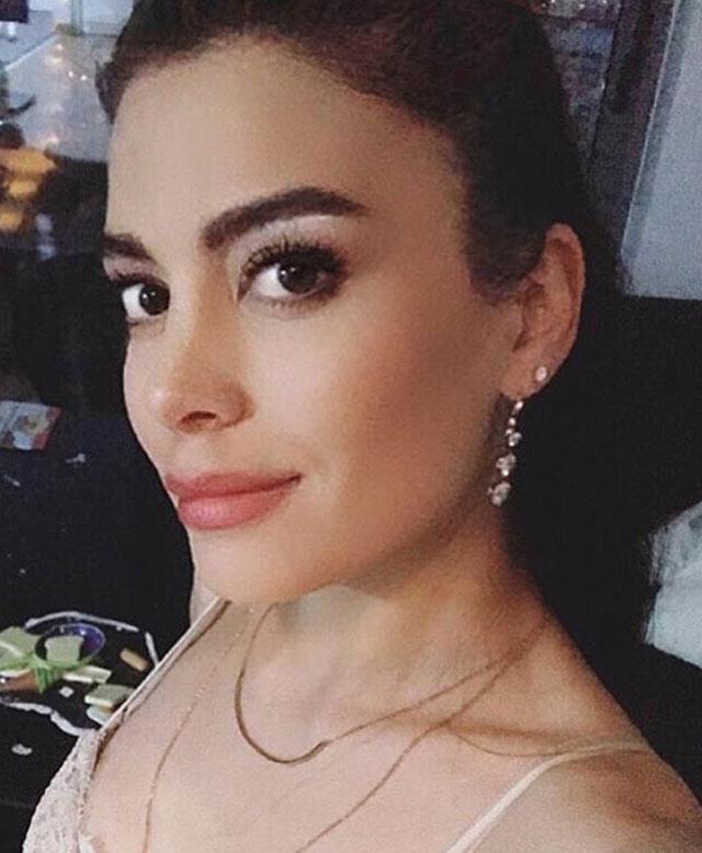 arkclk da yapan Berivan Edebali'nin Instagram adresinde 20 binin zerinde takipisi bulunuyor. te Berivan Edebali'nin sosyal medya hesabndaki baz paylamlar...