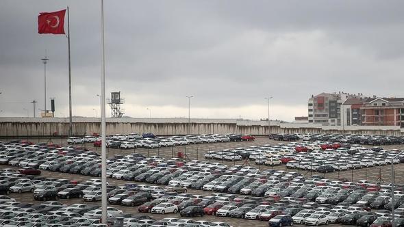 <p>Motor Silindir Hacmi:   1801-2000 cc</p>  <p>     Tat Deeri: 100.000 TL'ye kadar</p>  <p>                   1-3 Ya (TL): 4586 </p>  <p>    4-6 Ya (TL): 3533</p>  <p>    7-11 Ya (TL): 2077 </p>  <p>    12-15 Ya (TL): 1237</p>  <p>    16 ve zeri ya (TL) : 488 </p>  <p>   </p>