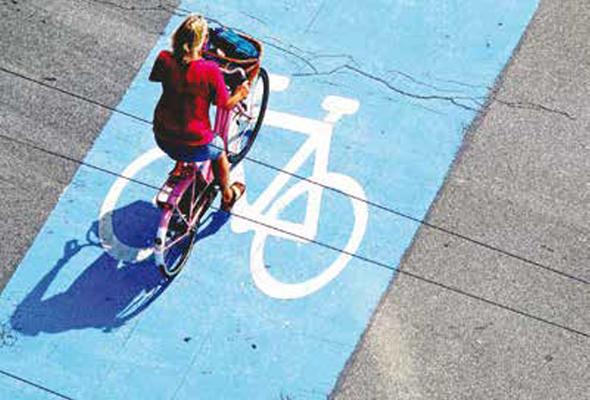 1 Haziran 2019&#8217;dan itibaren imar uygulamas grmemi alanlarda hazrlanp onaylanacak yeni imar planlarnda, bisiklet yollar ile bisiklet park istasyonlar zorunlu hale gelecek.    Topografya ve arazi eimi nedeniyle bisiklet yolu yaplamayan yerlerde ise yaya yollar dzenlenecek.