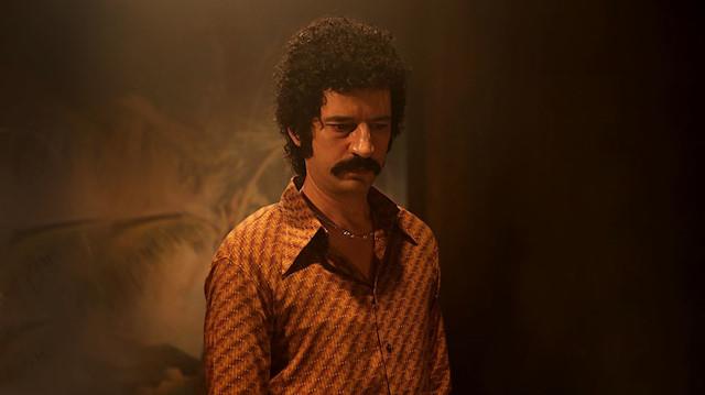 Mslm'n iki eit hissedar olan Mustafa Uslu ile Nuri Yldrm, filmin haklar konusunda anlaamad. ki ortak sorunlar zmek iin bir araya geldi. Yldrm, Uslu&#8217;ya den payn yzde 50 olduunu kabul etti. Yldrm, Uslu&#8217;nun &#8220;Ekstradan harcamalarmz oldu, paym ykseldi&#8221; diyerek sunduu harcamalara itiraz etti.