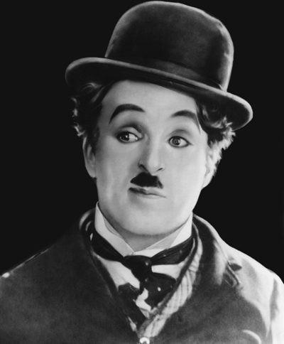 ("Tanr ruhunu affetsin" diyen papaza karlk olarak) Neden olmasn? Ne de olsa kendi mal. - Charlie Chaplin