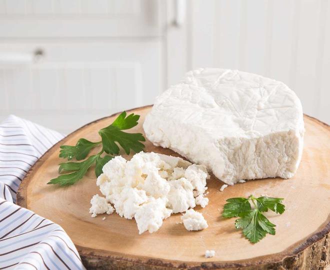 Ayn zamanda nemli bir kalsiyum kayna olan lor peyniri, yksek protein ierii ve hacmi sayesinde daha uzun sre tok hissetmenize ve kilo kontrolne yardmc olur.