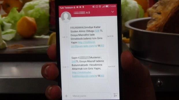Telefonuna gelen, &#8220;Banka imdiye kadar sizden alm olduu 528 TL dosya masrafn iade etmektedir, iadeniz iin giri yapn&#8221; mesajndaki linke tklayarak,
