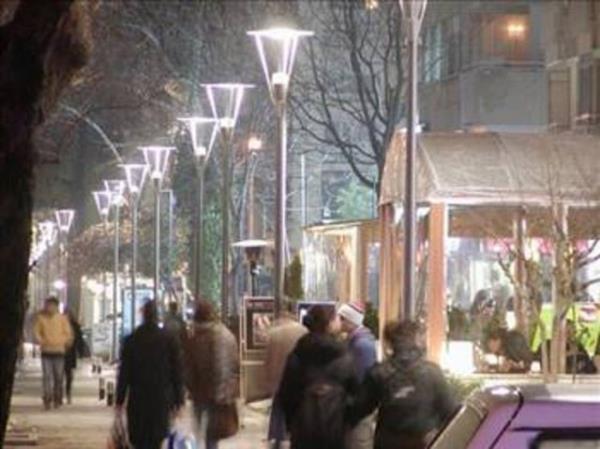 BADAT CADDES: Bizans dneminden bu yana varl bilinen yol (imdi cadde), Osmanllar dneminde skdar?dan am ve Badat ynne giden kervanlarca kullanlyordu.