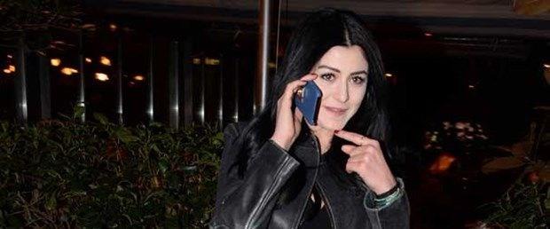 DENZ AKIR'DAN AIKLAMA  Deniz akr, konuyla ilgili Instagram hesabndan bir aklama yapt.  "SUSTUM, NK..."