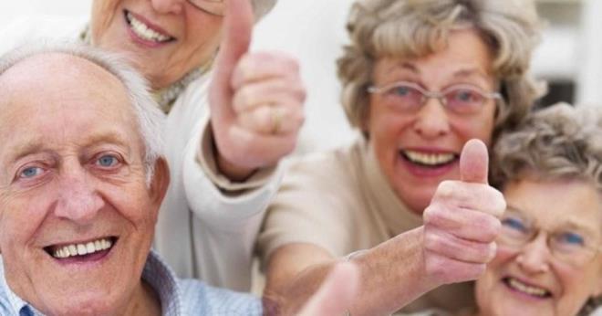 9. H�crelerin birbirleriyle ileti�imi sona eriyor  H�creler s�rekli birbirleriyle ileti�im halinde, ancak bu kapasite zamanla azal�yor. Bu da iltihaplanmada art��a yol a��yor ve "diyalo�un" �n�ndeki sorunlar� b�y�t�yor.