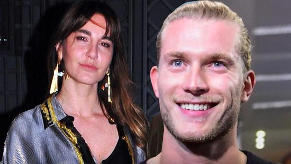 Ece Skan, nceki gn Nianta&#8217;nda bir dvizciden karken objektife takld.