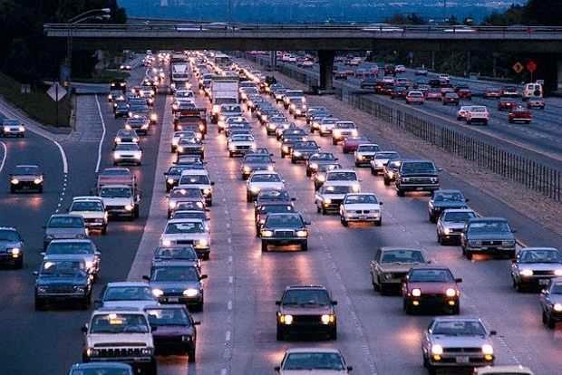 Motor silindir hacmi: 1601-1800 cc<br><br 1-3 ya: 3011 TL><br>1-3 ya: 2647 TL<br> 4-6 ya: 2068 TL<br> 7-11 ya: 1218 TL<br> 12-15 ya: 742 TL<br> 16 ya ve alt: 288 TL