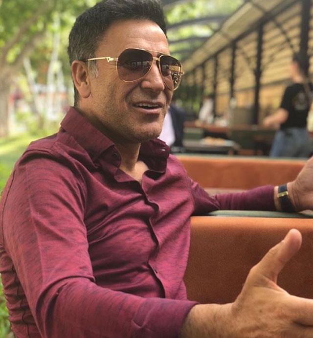 Sanat kimliinin yan sra evlilikleri ve ocuklaryla da sk sk gndeme gelen zzet Yldzhan, Kanal D'deki 'Mge ve Glen'le 2. Sayfa' programna konuk oldu. nl trkcnn canl yaynda aklad ocuklarnn aylk masraf ise deyim yerindeyse dudak uuklatt.