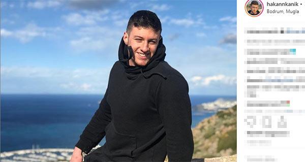 Acun Ilcal, twitter hesab zerinden yaynlad mesajda, "Survivor Trkiye-Yunanistan ilk yarmacs belli oldu. 'MasterChef Trkiye'den tandnz Hakan Kank. Kendisine baarlar diliyorum" ifadelerini kulland.