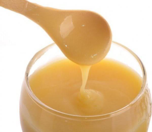 250 gram ham bala 50 gram ar st kartrlarak tketildiinde bu karmn hcreleri yenilemesi ve vcudun performansnn ykselmesi bata olmak zere insan salna birok faydas var. Dikkat edilmesi gereken nemli bir hususun da, bu karmn kesinlikle a maruz kalmamas ve metal kakla tketilmemesi gerekiyor