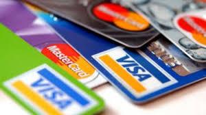 Aklamada, deiiklikle mal veya hizmet alm sonras belli bir cret karl borcun taksitlendirilmesi veya demenin ertelendii dnemler de dahil olmak zere, kredi kartlaryla gerekletirilecek mal ve hizmet almlar ile nakit ekimlerinde, taksitlendirme srelerinin Cumhurbakanl Strateji ve Bte Bakanl, Hazine ve Maliye Bakanl ile Ticaret Bakanlnn gr alnarak Bankaclk Dzenleme ve Denetleme Kurulunca belirlenmesinin dzenlendii bildirildi.