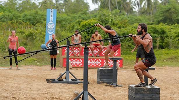 aday olarak sunulan erkek yarmaclar u ekilde:   <br>  Emin Gnen, Emre Durak, Halim Baydur, Erdem Ekiolu, Hakan Kank, Hikmet Tusuz, Kaan Kazgan, Asil Cengiz, Atakan Iktutan, Azim Kaan Gvenilir, Burak Yurdugr, Okay Kksal, Sami Levi, Bora Edin, Yaz Erdoan ve Yusuf Karakaya.