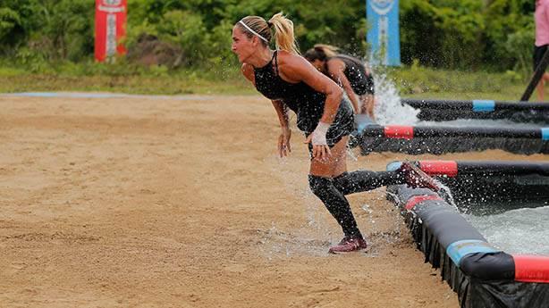 kadn adaylar da bir o kadar gl nk: <br>    Kader Karakaya, Bra Yaln, Buse Akar, Melisa Emirbayer, Mzeyyen Seren Baylken, Ecem Onaram, Seda Ocak, Begm Gven, Serpil Uzunavdar, Simge Olun, Sla Rmeysa kek, Sude Burcu ve Sinem Kl.