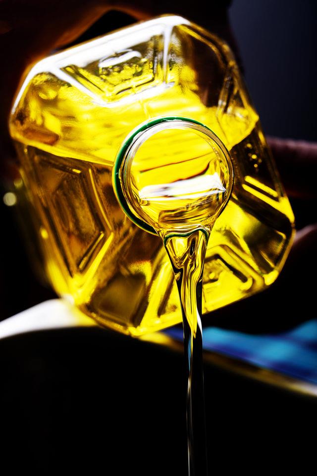 Hayvanlar zerinde yaplan bir deney sonucu; farelerde kalp, bbrek, bbrek st ve trioid bezlerinin yal dejenerasyonu meydana geldi. Ayn zamanda kanola yann baklk sistemini zayflatt belirlendi.