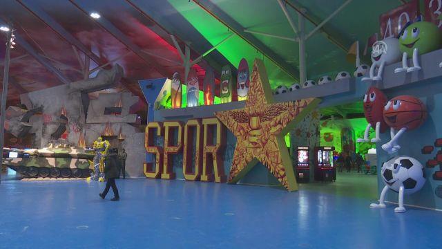 Giri creti 25 lira    Giri cretlerinde Ankara'daki rayi bedeli baz alarak fiyatlandrma yaptklarn ifade eden Uzan, tesislerden ehit ve gazi yaknlarnn ise cretsiz faydalanacan syledi.