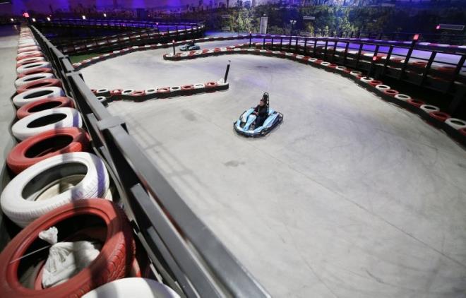 inli 500 bin turist gelecek    Ankapark ile Ankara'ya yeni bir turizm alan kazandrldn vurgulayan Uzan, Ortadou, in ve Rusya'dan turistlerin ilgisini ekmek iin birtakm almalar balattklarn belirtti. Bakentte turizm alannda yeni bir gelir kaynann ortaya kacan vurgulayan Uzan, unlar kaydetti :