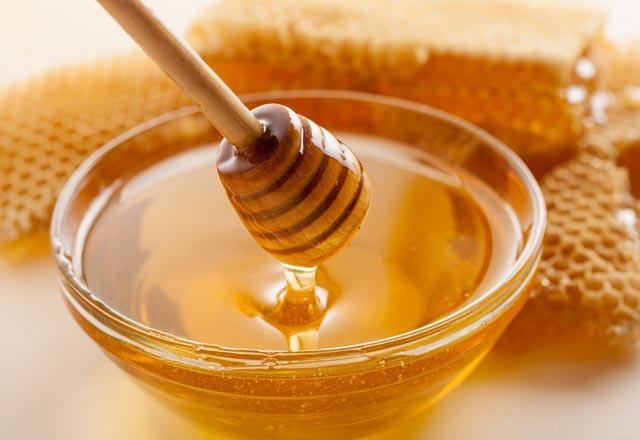 Baharat ve bal karm  <br>  Zencefil, zerdeal ve karabiberi, bal ile kartrarak her sabah 1 tatl ka tketmek boaz ars ve enfeksiyonlarnn giderilmesinde yardmc olur. Bu karmn ardndan hemen su imeyin.