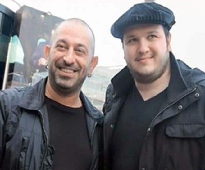 Mars Entertainment Group (Cinemaximum sinema zinciri) ile gelirler konusunda anlamazlk yaayan yapmc, ynetmen ve oyuncular arasnda olan ahan Gkbakar ve Cem Ylmaz, Takvim'de yer alan habere gre yeni bir hamle geldi.