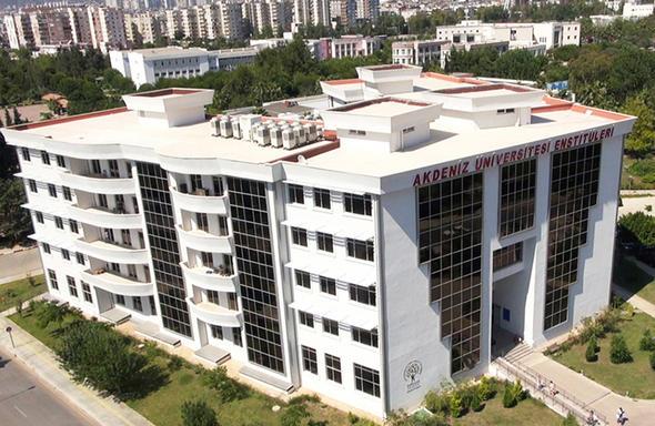 20- Akdeniz �niversitesi    S�ras�: 1100    Skoru: 25.5