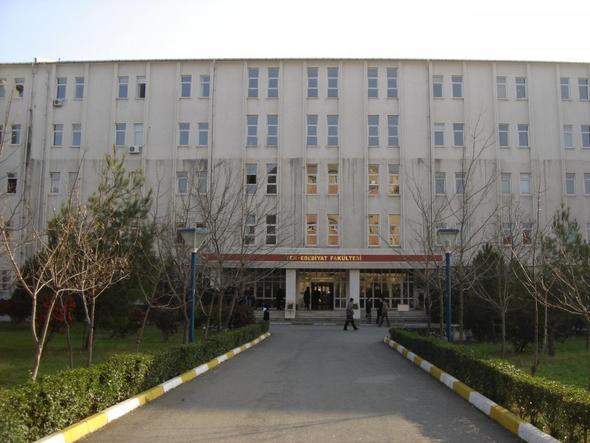 15- Marmara �niversitesi    S�ras�: 910    Skoru: 32.2