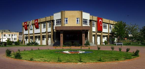 14- Gaziantep �niversitesi    S�ras�: 890    Skoru: 33