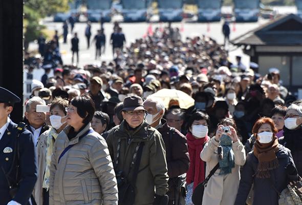 66 yana kadar almak istediini belirten katlmclara neden i yaamna devam etmek istediklerinin de sorulduu ankette, katlmclarn yzde 28.9'u &#8216;maddi sorun yaamadan hayatlarna devam etmek' istediini syledi. Yzde 24.9'u &#8216;yaam giderlerini karlamak zorunda' olduunu ifade ederken, almay sevdiini belirtenlerin oran yzde 16.9 oldu.
