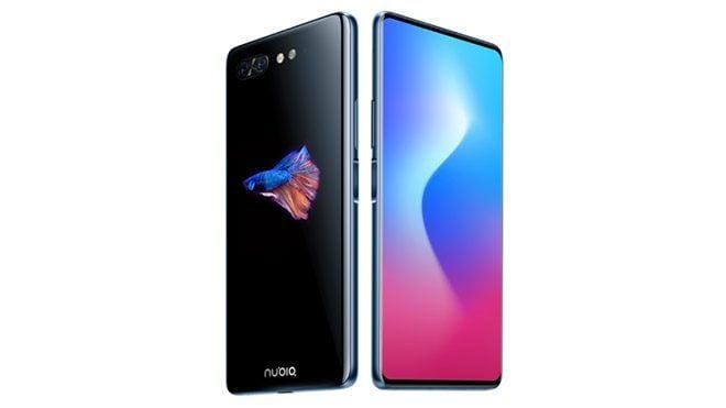 Telefonun �n taraf�nda herhangi bir selfie kameras� bulunmuyor. ��nk� selfie �ekmek istedi�inizde arka kameray� ve kendimizi g�rmek i�in de ikinci ekran� kullanabiliyoruz.