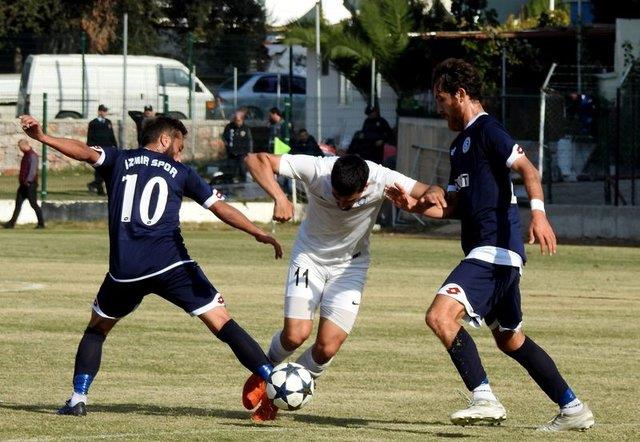 �zmirspor    S�per Lig'de yer ald��� sezon say�s�: 10    �u an bulundu�u lig: �zmir Amat�r Ligi