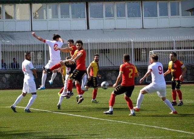 �ekerspor - Ad� bir�ok kez de�i�en kul�p son olarak Turanspor ismiyle m�cadele ediyor    S�per Lig'de yer ald��� sezon say�s�: 10    �u an bulundu�u lig: Ankara Amat�r Ligi