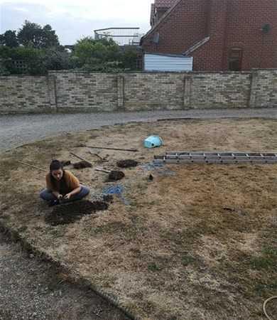 Ksa sre iinde blge neredeyse bir arkeoloji kazsna dnt.