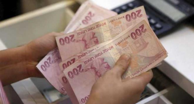 Sosyal Gvenlik Kurumu (SGK) 7143 sayl Kanuna gre yaplandrlmasna ramen, sresi iinde denmemesi yahut eksik denmesi nedeniyle yaplandrmas bozulanlar, bu tutarlar demeleri gerektii tarihten deme tarihine kadar geen sre iin hesaplanan ge deme zamm ile birlikte 28 ubat 2019 tarihine kadar uzatt.