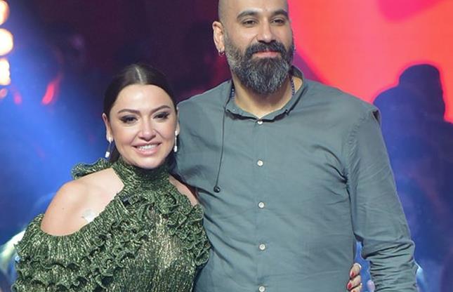 DODAN ZER: O Ses Trkiye 2017 birincisi ise ilk kez Hadise'ye ampiyonluu getiren Dodan zer isimli yarmacyd. 39 yanda olan Dodan zer, aslen Mulu'dur.