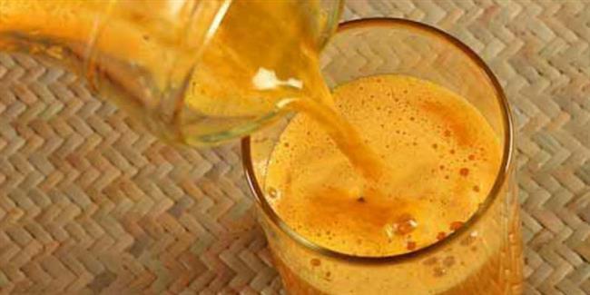 Zerdeal suyu dzenli olarak tketildiinde, kt kolesterol ve trigliserit seviyesini dengede tutar. erdii antioksidanlar sayesinde atardamarlarnzda bulunan lipitlerin yok edilmesine katk salar.