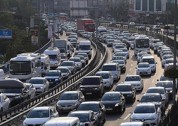 Garaj arabas, haftasonu kullanld    Kilometresi incelendiinde genelde ok yksek olurlar.