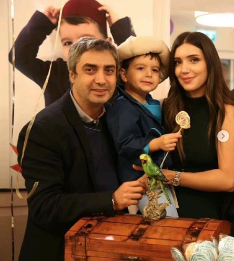 YALANLAMITI: Daha nce de boanma iddialaryla gndeme gelen amaz, &#8220;ddialar asla gerei yanstmyor. Dizi ncesi bu tr karalayc haberlerin kmas manidar.&#8221; demiti.