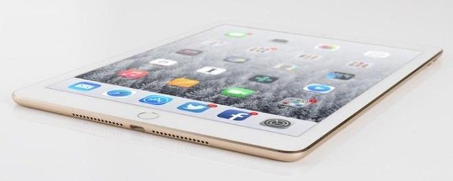 Yeni iPad 9.7 32 GB: (Eski fiyat) 2799 TL (Yeni fiyat) 2499 TL